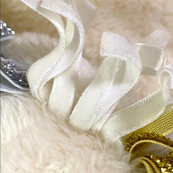 Creamy faux fur unicorn hoodie/coat w/silver wings - Picture 13 of 16